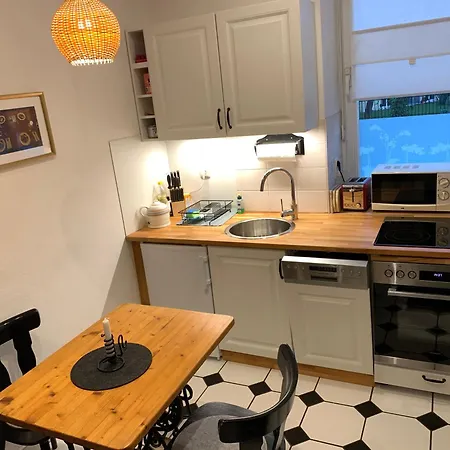 Gemuetliches 2p-apartment In Ruhiger Lage Апартаменты