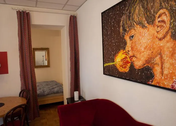 Gemuetliches 2p-apartment In Ruhiger Lage